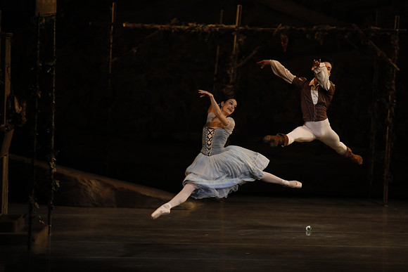 20161023_MCB_Giselle_Act1_3Cast_Jennifer_Laurent_Arsht__73A1727