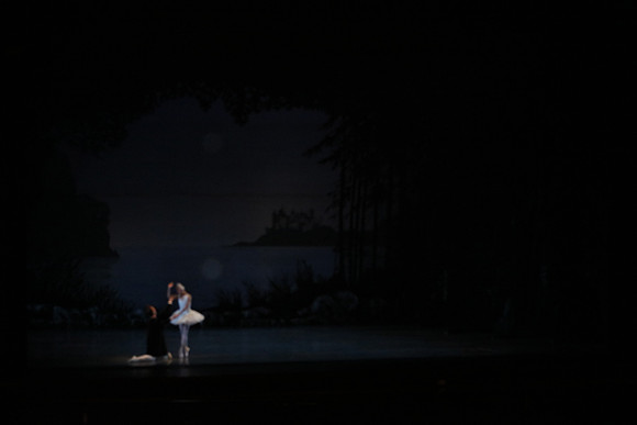 20151023_MCB_Swan_Lake_Prefomance_Arsht__75A2405