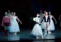 20161022_MCB_Giselle_Act2_2Cast_Tricia_Arsht_73A1010-2