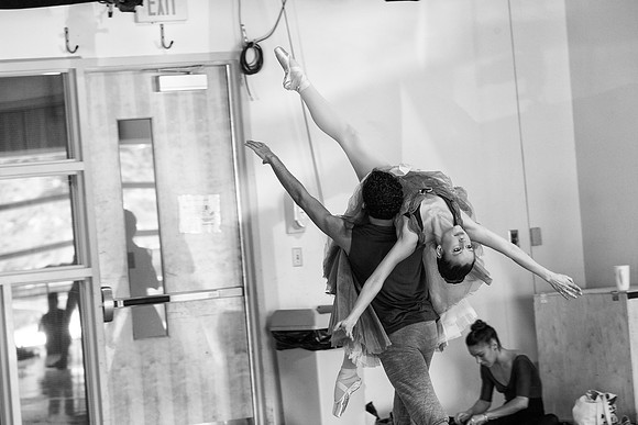 7023_DG_Rehersal_IN_THE_NIGHT_Villella_Sosennko_Renno_Miami_City_Ballet_FL_AL1B6968