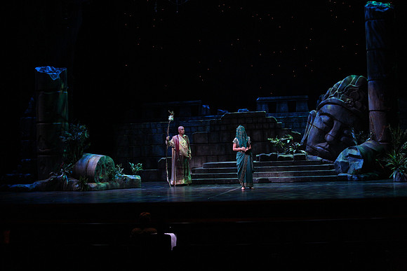 20150226_The_Pearl_Fisher_Act_39C7C1632