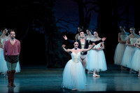 20161022_MCB_Giselle_Act2_2Cast_Tricia_Arsht_73A0925