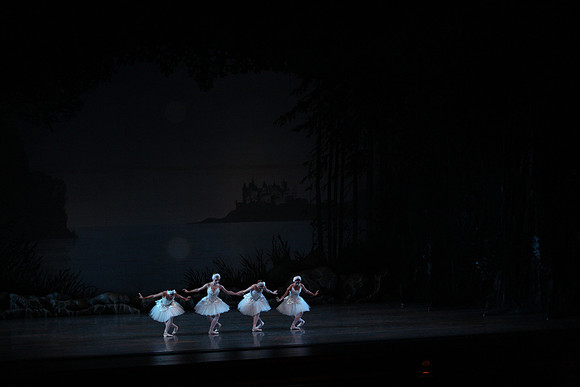 20151025_MCB_Swan_Lake_2Cast_Arsht_IMG_0091
