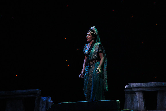 20150226_The_Pearl_Fisher_Act_39C7C1749