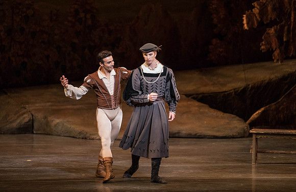 20161022_MCB_Giselle_Act1_2Cast_Tricia_Arsht_Arsht_73A5636