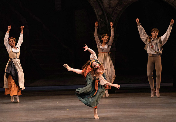 20221022_Romeo_and_Juliet_DSC9306 copy