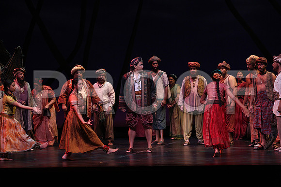 20150226_The_Pearl_Fisher_Act_29C7C0589