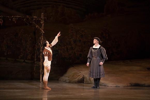 20161022_MCB_Giselle_Act1_2Cast_Tricia_Arsht_Arsht_73A5641