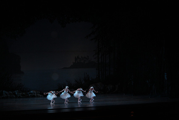20151025_MCB_Swan_Lake_2Cast_Arsht_IMG_0092