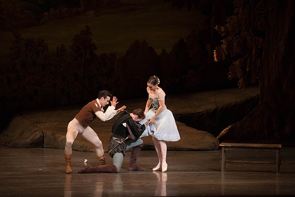 20161022_MCB_Giselle_Act1_2Cast_Tricia_Arsht_Arsht_73A6036