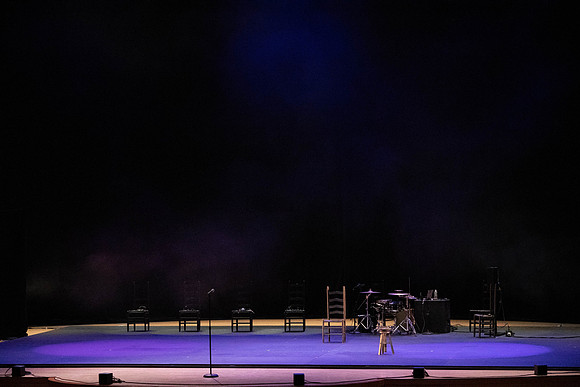20250306_Eva Yerbabuena_oscuro brillante_DSC5953
