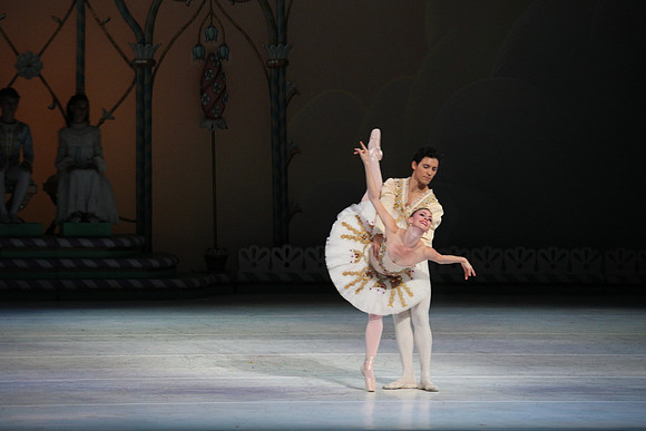 20141223_Nutcracker_ARTC_Pasdedeux_CG3P0895