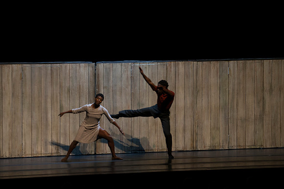 20170223_Alvin_Ailey_Walking_Mad_PR_Closeup_G3P1533