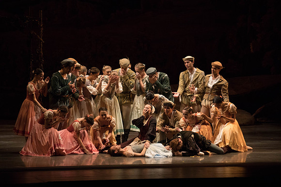 20161022_MCB_Giselle_Act1_2Cast_Tricia_Arsht_73A9459