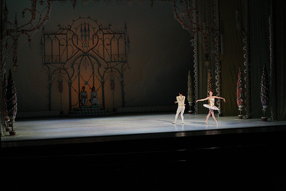 20141223_Nutcracker_ARTC_Pasdedeux_AL1B5728