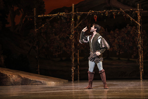 20161020_MCB_Giselle_Act1_DRDA_Arsht_73A3382
