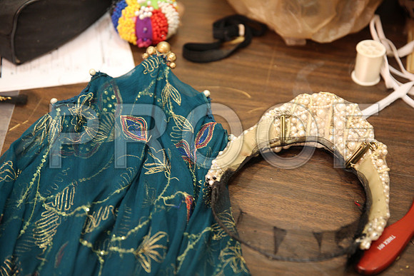 20150226_The_Pearl_Fisher_Backstage_Wigs9C7C0391