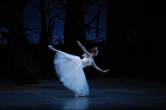 20161023_MCB_Giselle_Act2_3Cast_Jennifer_Laurent_Arsht__73A4975