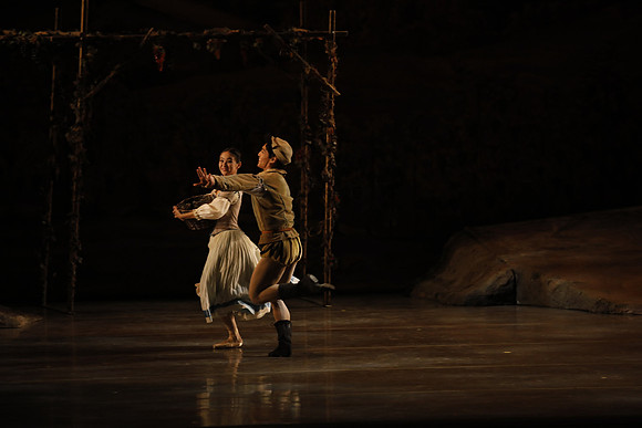20161023_MCB_Giselle_Act1_3Cast_Jennifer_Laurent_Arsht__73A1371