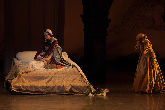 5029_DG_Miami_City_Ballet_Romeo_and_Juliet_Broward_center_2011_MG_7605