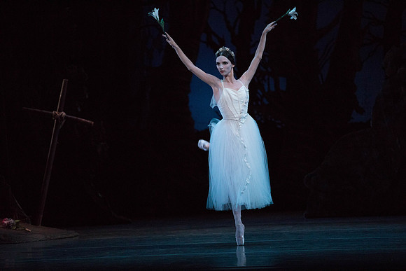 20161021_MCB_Giselle_Cast1_Act2__73A6067