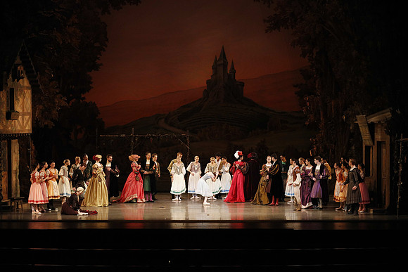20161020_MCB_Giselle_Act1_2Cast_DR_No Makeup_Arsht_75A00011