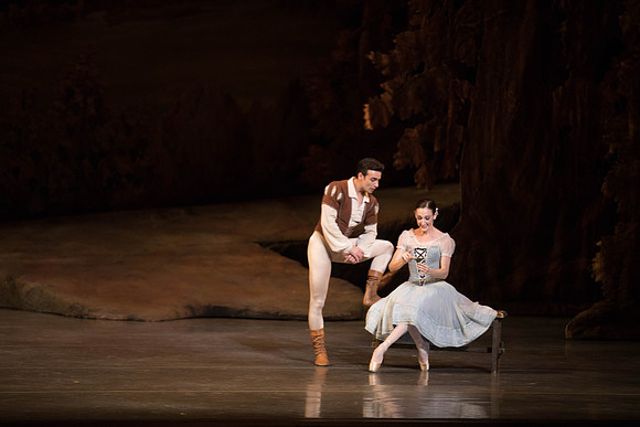20161022_MCB_Giselle_Act1_2Cast_Tricia_Arsht_Arsht_73A5881