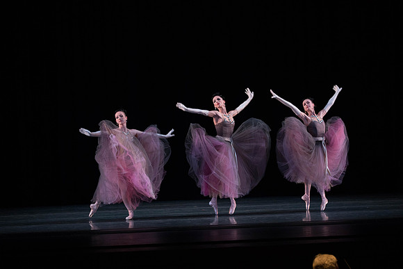 20180405_La Valse_Balanchine_Ravel__73A4152