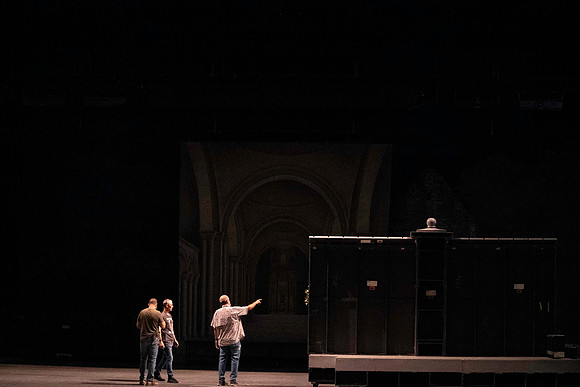 20240417_Swan_Lake_Back_Stage_DSC5459.ARW