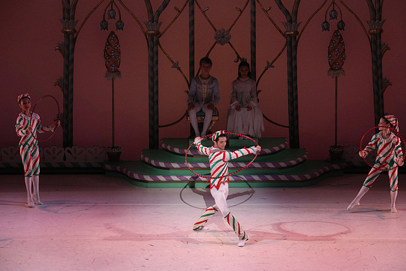 20141229_Nutcracker_WPB_Hoops_CG3P1387