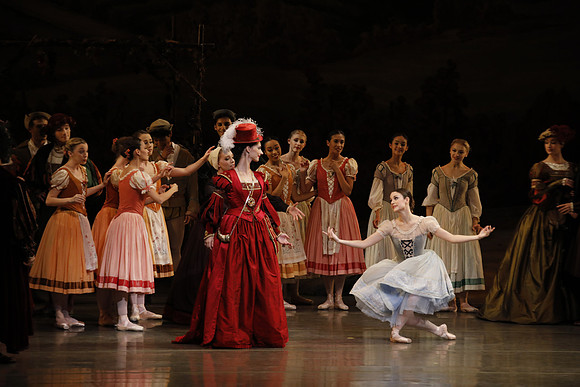 20161023_MCB_Giselle_Act1_3Cast_Jennifer_Laurent_Arsht__73A2740