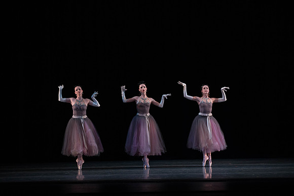 20180405_La Valse_Balanchine_Ravel__73A4214