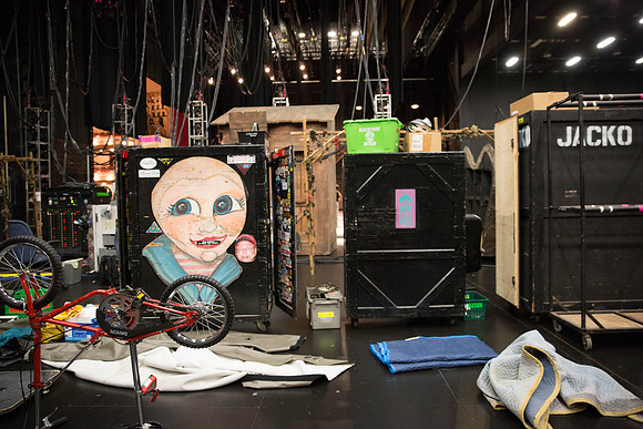 20161022_MCB_Giselle_Props_backstage_Arsht9C7C0189