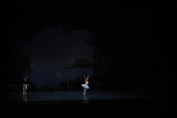 20151023_MCB_Swan_Lake_Prefomance_Arsht__75A2392