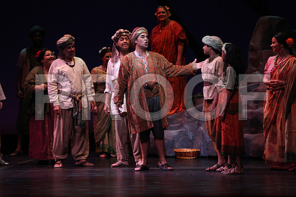 20150226_The_Pearl_Fisher_Act_29C7C0677