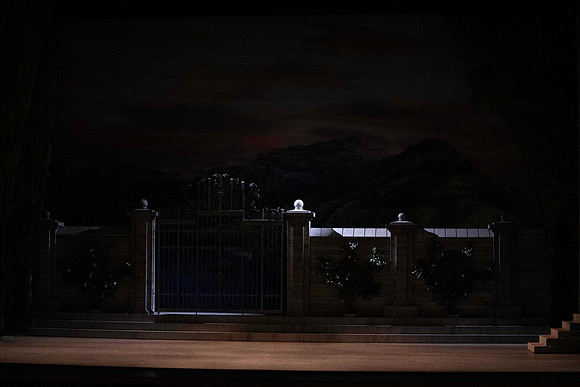 20240418_Swan_Lake_Back Stage_DSC2534.ARW
