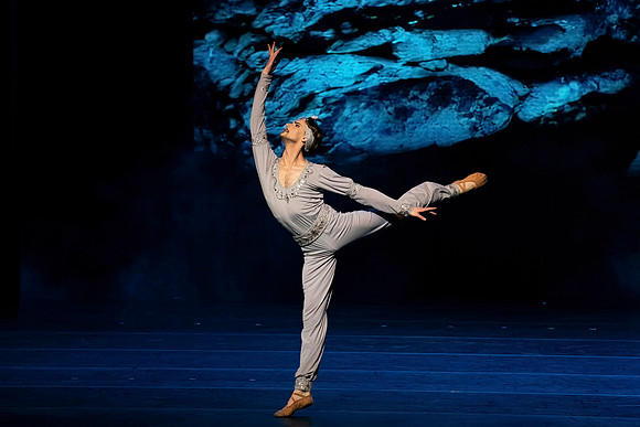 20241026_untitled20241026_Pas de deux from La bayadere__DSC1693