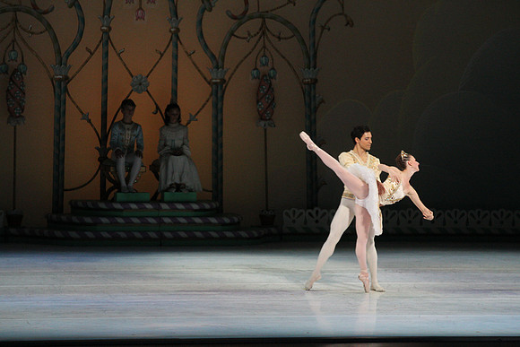 20141223_Nutcracker_ARTC_Pasdedeux_AL1B5809