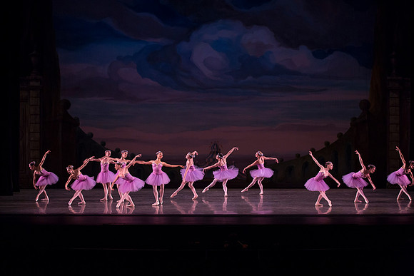 20150326_Raymonda_Variations_MCB_Kravitz_9C7C1534