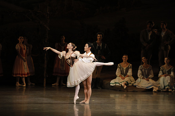 20161023_MCB_Giselle_Act1_3Cast_Jennifer_Laurent_Arsht__73A2991