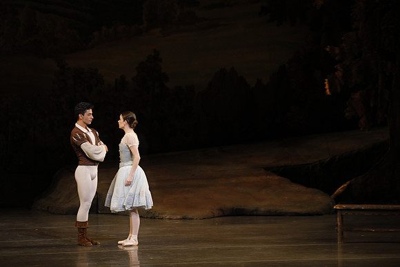 20161023_MCB_Giselle_Act1_3Cast_Jennifer_Laurent_Arsht__73A1541