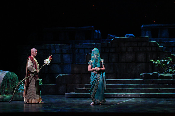 20150226_The_Pearl_Fisher_Act_39C7C1669