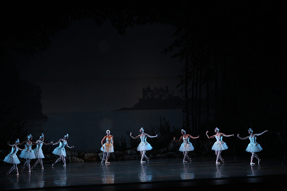 20151025_MCB_Swan_Lake_2Cast_Arsht_IMG_0120