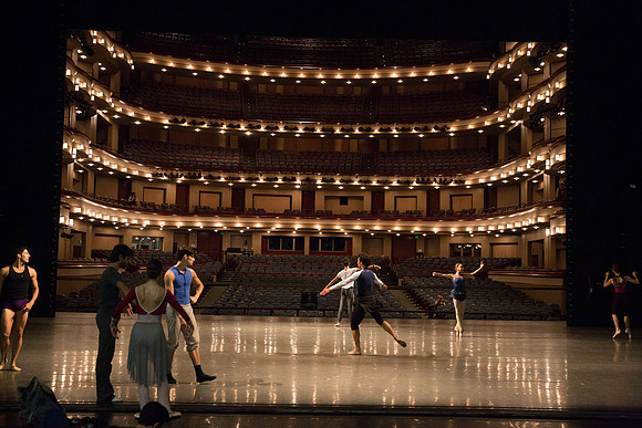 20161022_MCB_Giselle_Company_Clase_Arsht9C7C0174