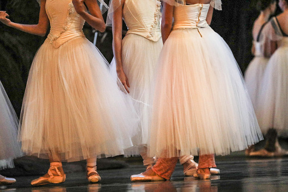 20161020_MCB_Giselle_2Cast_Act2_no Makeup_DRDA_Arsht_73A1552