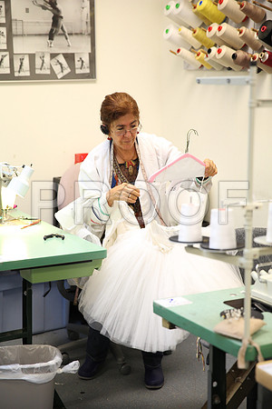 20150901_Fitting_Swan_Lake_Wardrobe_IMG_6351