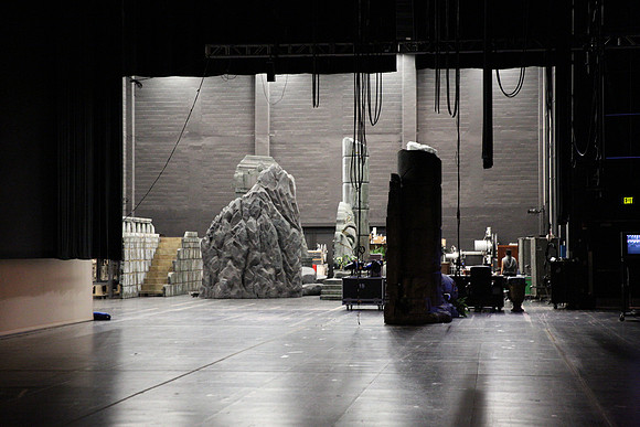 20150226_The_Pearl_Fisher_Backstage_Props_9C7C0308