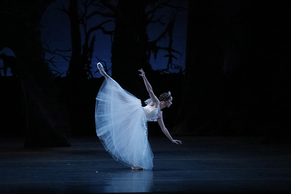 20161023_MCB_Giselle_Act2_3Cast_Jennifer_Laurent_Arsht__73A4977