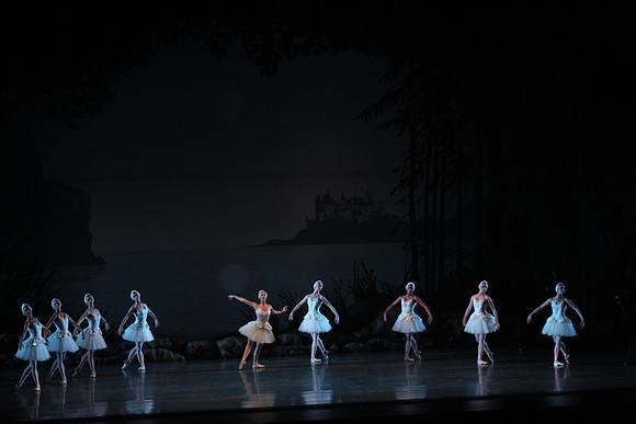 20151025_MCB_Swan_Lake_2Cast_Arsht_IMG_0125