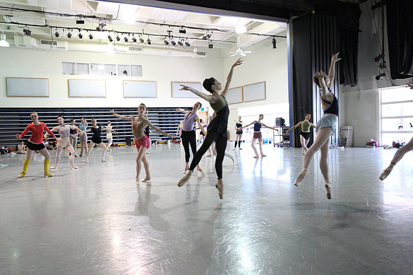 20150312_MCB_Raymonda_Variations_Studio_Arnold_9C7C6332